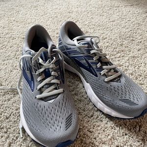 BRAND NEW Brooks Adrenaline GTS 19 Running Shoes